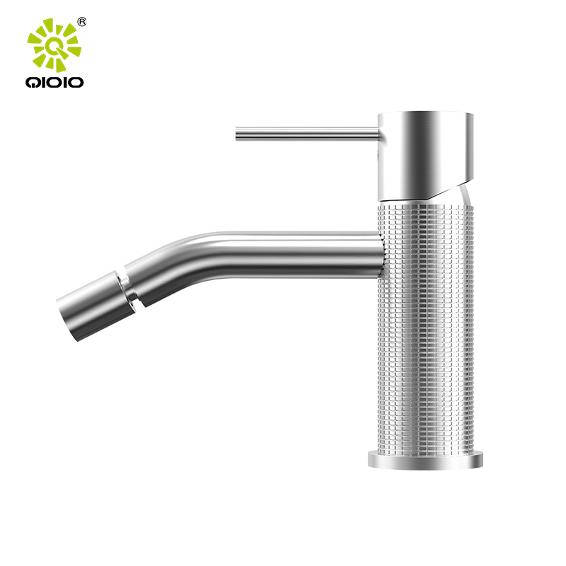 grifo de ba&ntilde;o de lat&oacute;n vintage