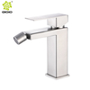 Grifo de bidé cuadrado cepillado de acero inoxidable 304 Grifo de lavabo de baño mixto frío caliente sin plomo