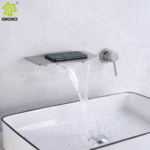 Grifo de baño Grifo oculto montado en la pared Lavabo de acero inoxidable frío y caliente Mezclador de lavabo en cascada