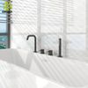 Contemporáneo Cuatro agujeros SUS304 Baño Grifo de ducha Juego de grifo de baño de doble manija