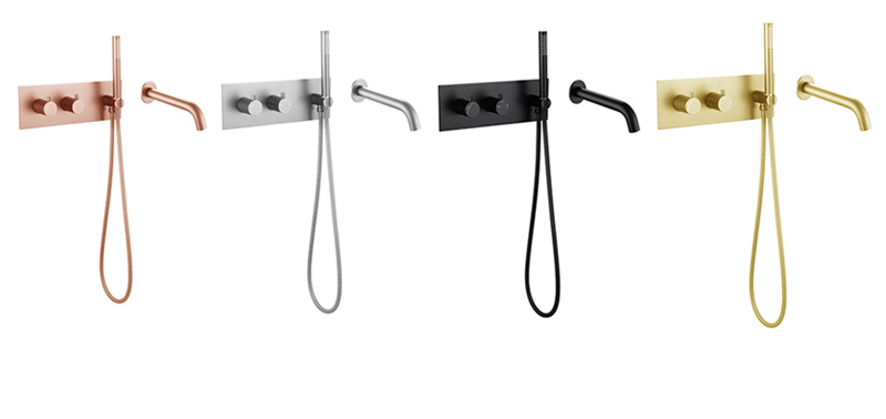 Dos funciones en la ducha montada en la pared.