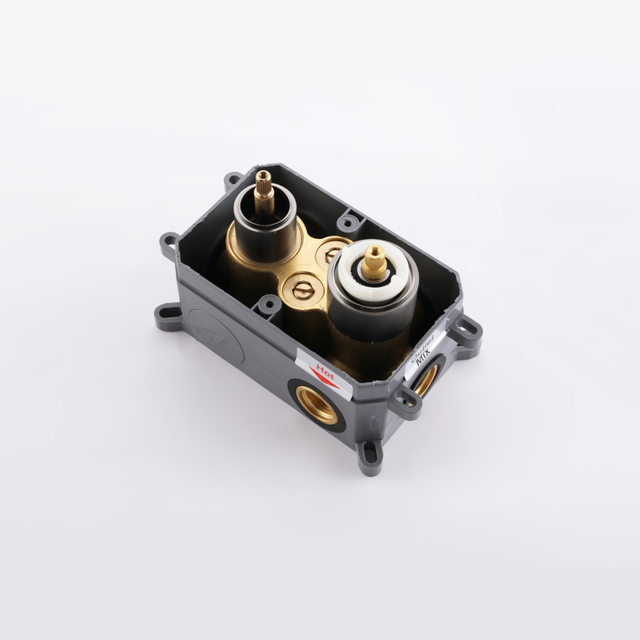 Juego de ducha termostática oculta gris con pistola de baño de acero inoxidable 304 moderno